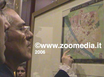 antica mappa di Firenze restaurata e profilo del Ministro