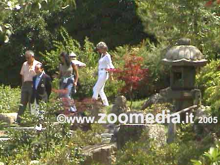 Yorikane Masumoto visita il giardino "Shorai"  di Firenze